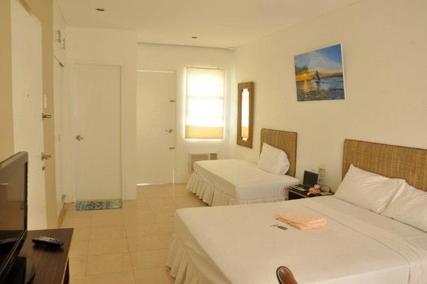 Boracay White Coral Hotel Balabag  Bagian luar foto