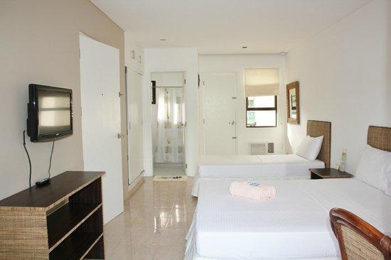 Boracay White Coral Hotel Balabag  Bagian luar foto