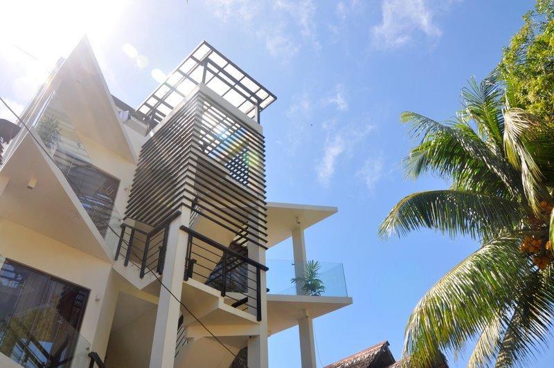 Boracay White Coral Hotel Balabag  Bagian luar foto